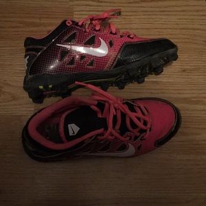Softball cleats